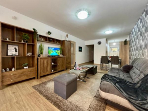 City Centre Simonffy Apartment